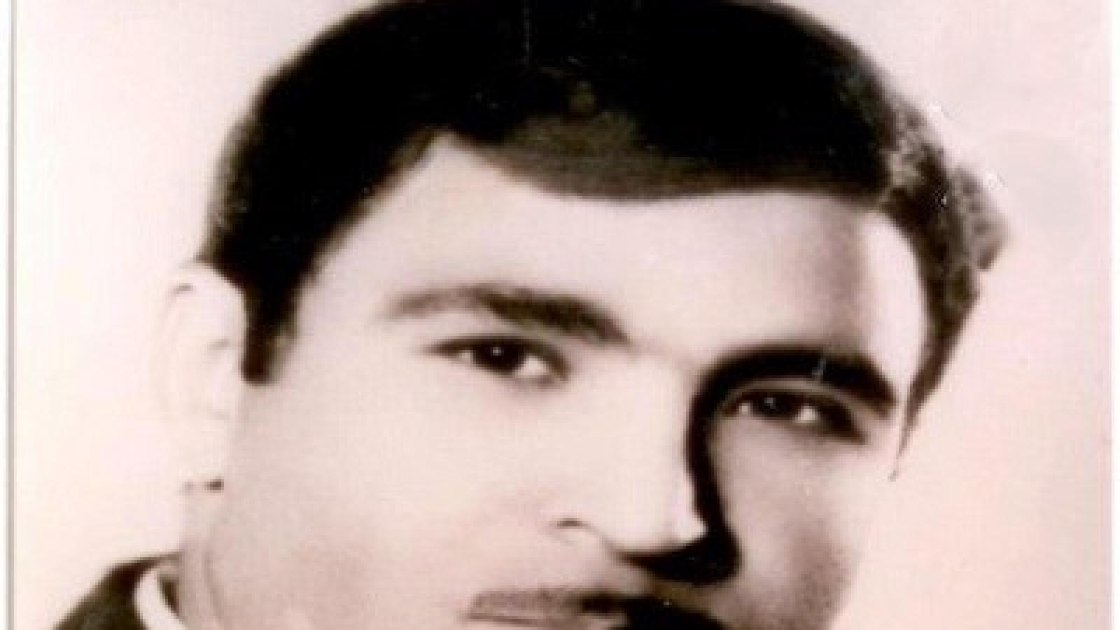 دانلود آهنگ داوود مقامی آواره میخانه / دیوانه شدم دیوانه ی تو تو شمعی و من پروانه ی تو