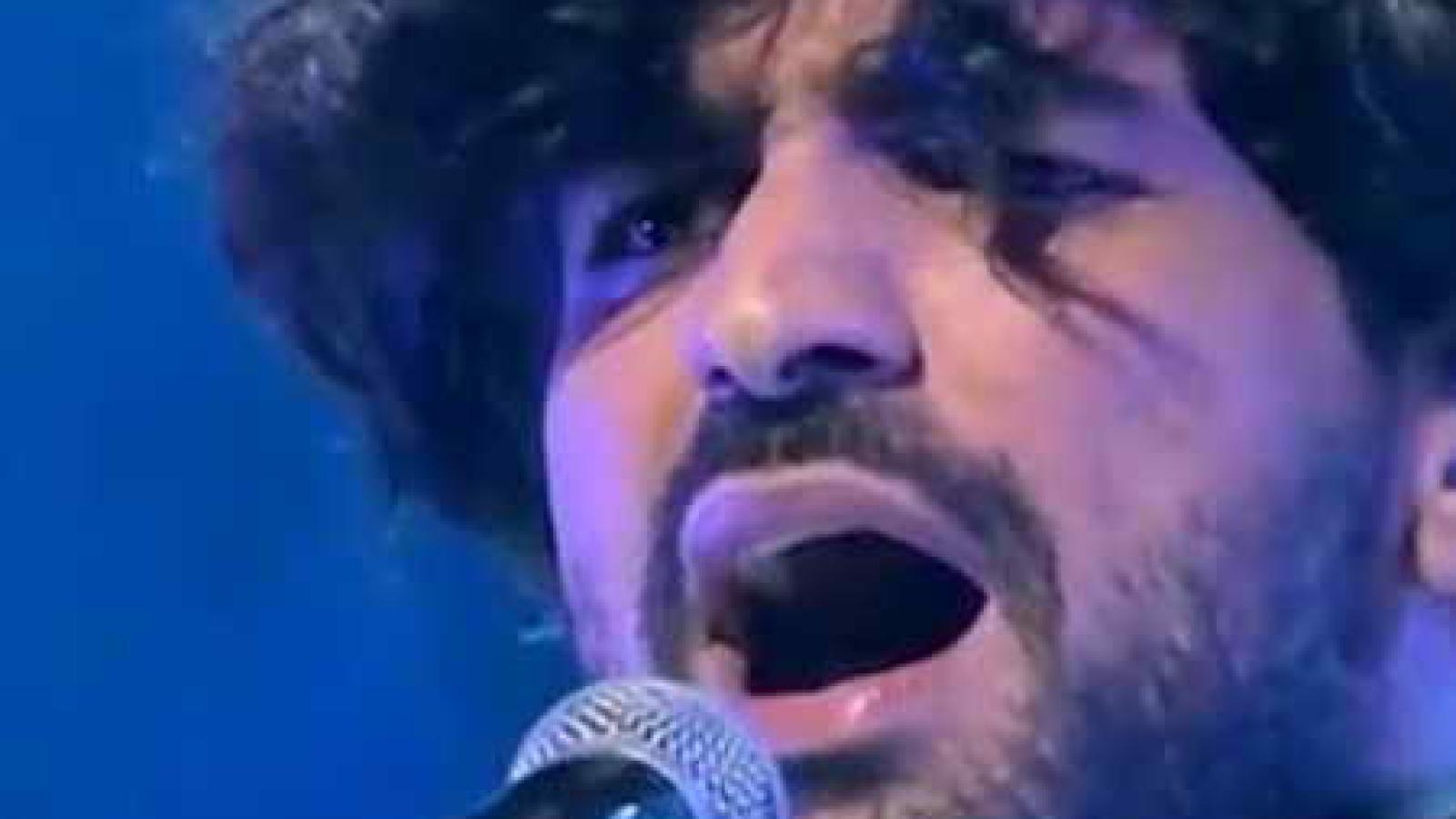 دانلود آهنگ عرفان طهماسبی تردید / تو کوری یا مو دورم که مونه دیگه نمیبینی