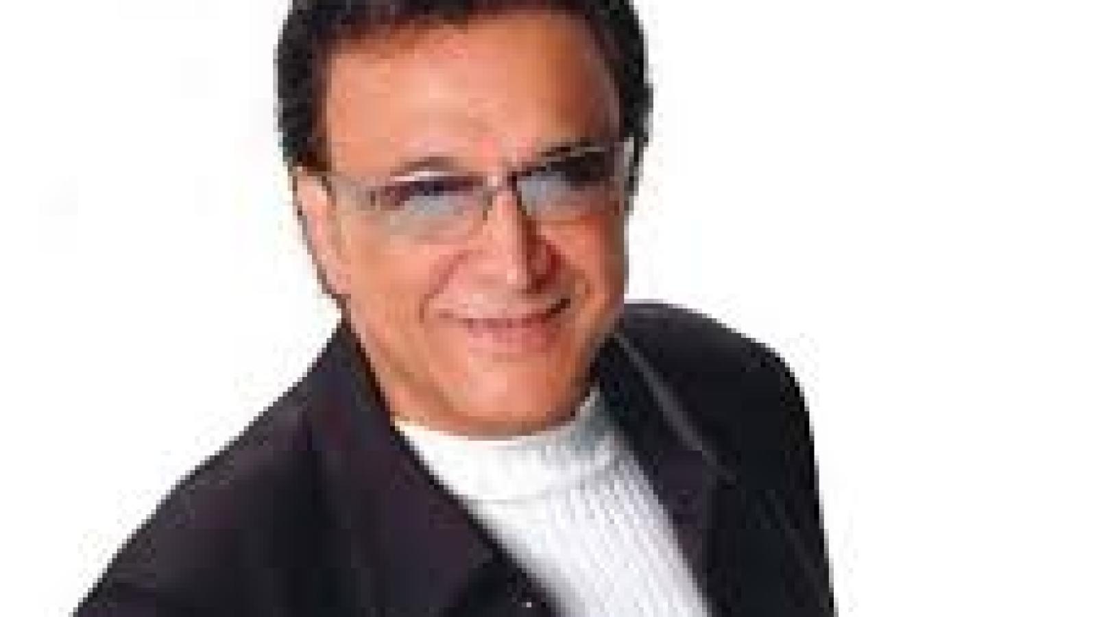 دانلود آهنگ حسن شماعی زاده دنیا / عاشق نباشی دلت همیشه تو دنیا تنهاست عاشقم باش