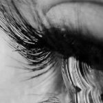 دانلود آهنگ هایده گریه کن (هوش مصنوعی) با من امشب زیر باران گریه کن