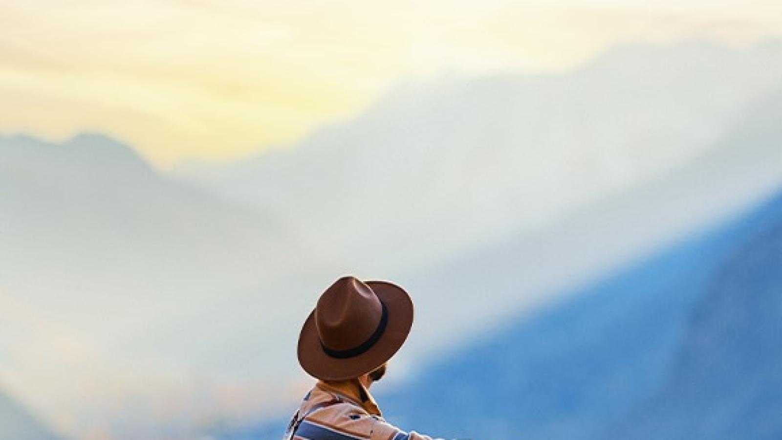 دانلود آهنگ هنگامه سفر / بیا ببندیم کوله بار سفر