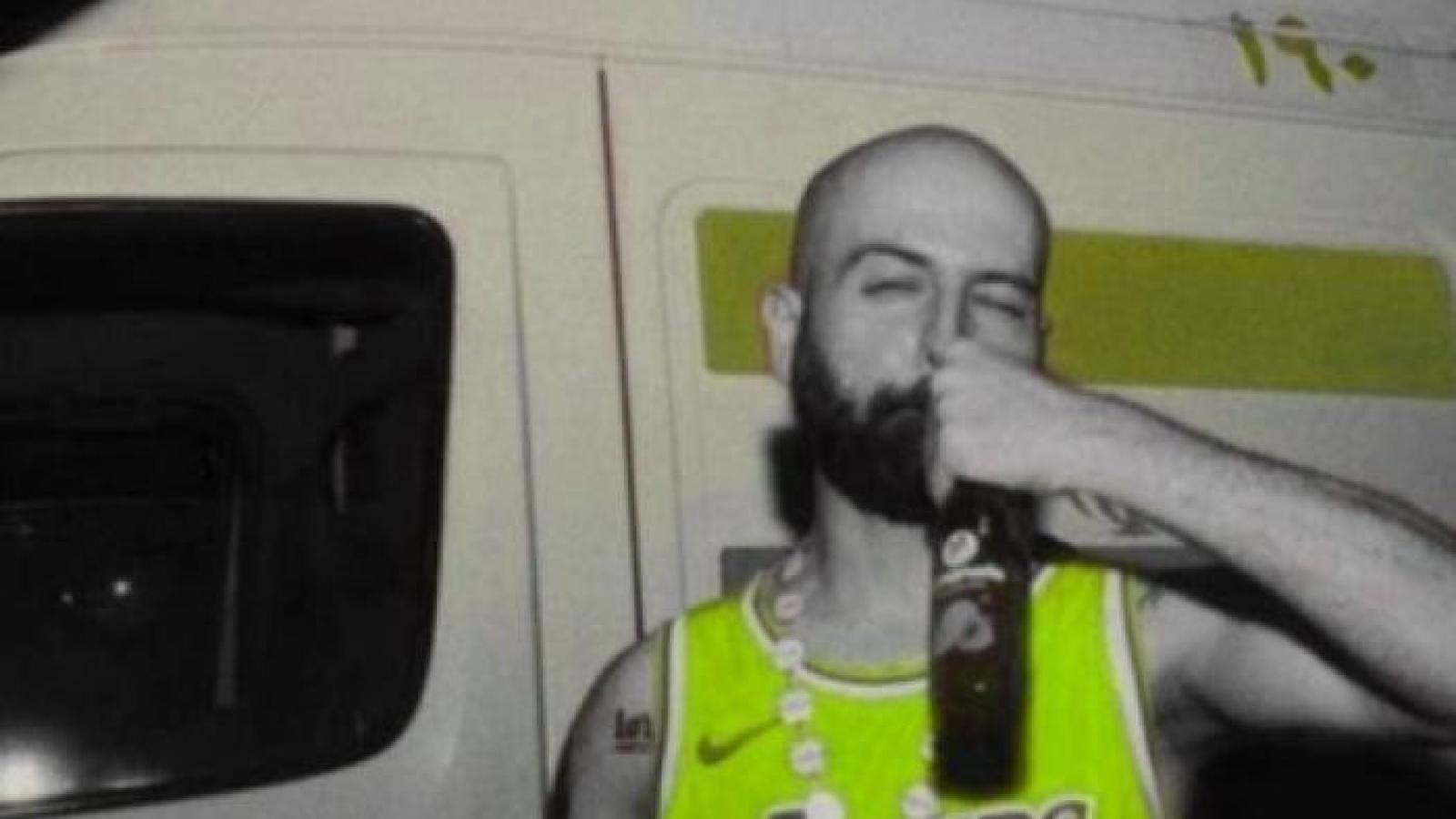 دانلود آهنگ هیپهاپولوژیست پیشگو / چن سال پیش پادشاه میشم بهش گفته پیشگو