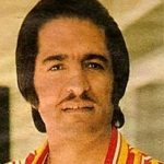 دانلود آهنگ کوروس سرهنگ زاده مکن فراموشم / چه بی تابم چه خاموشم می افتاده از نوشم بود یادت هم آغوشم