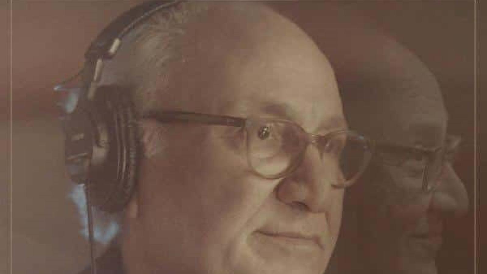 دانلود آهنگ مارتیک عاشقت هستم اگرچه دوری از من عاشقت هستم تا مرز سر سپردن