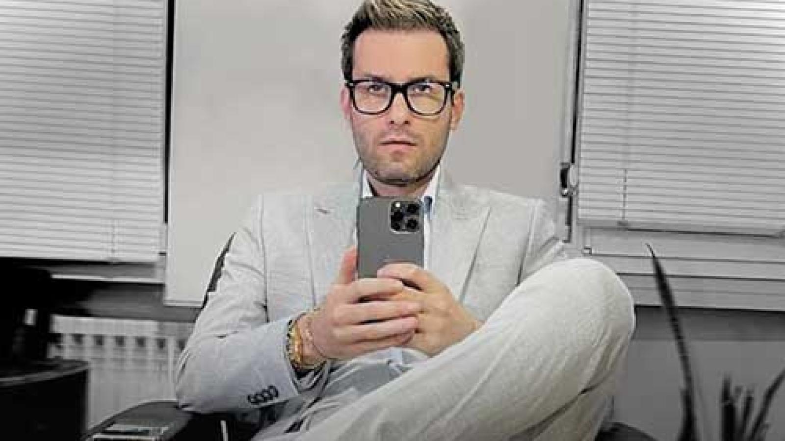 دانلود آهنگ مهدی احمدوند الهه ناز بمونی کاش با من بلند پرواز