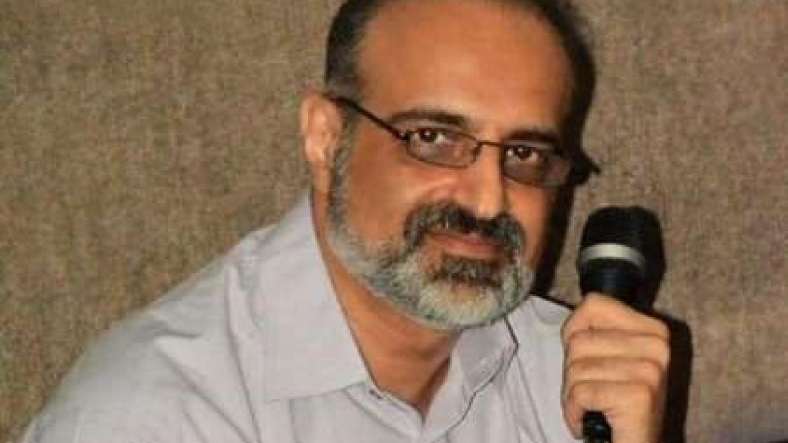 دانلود آهنگ محمد اصفهانی دیدار / عاشقی سر به گریبانم من مستم و تشنه ی دیدار توام