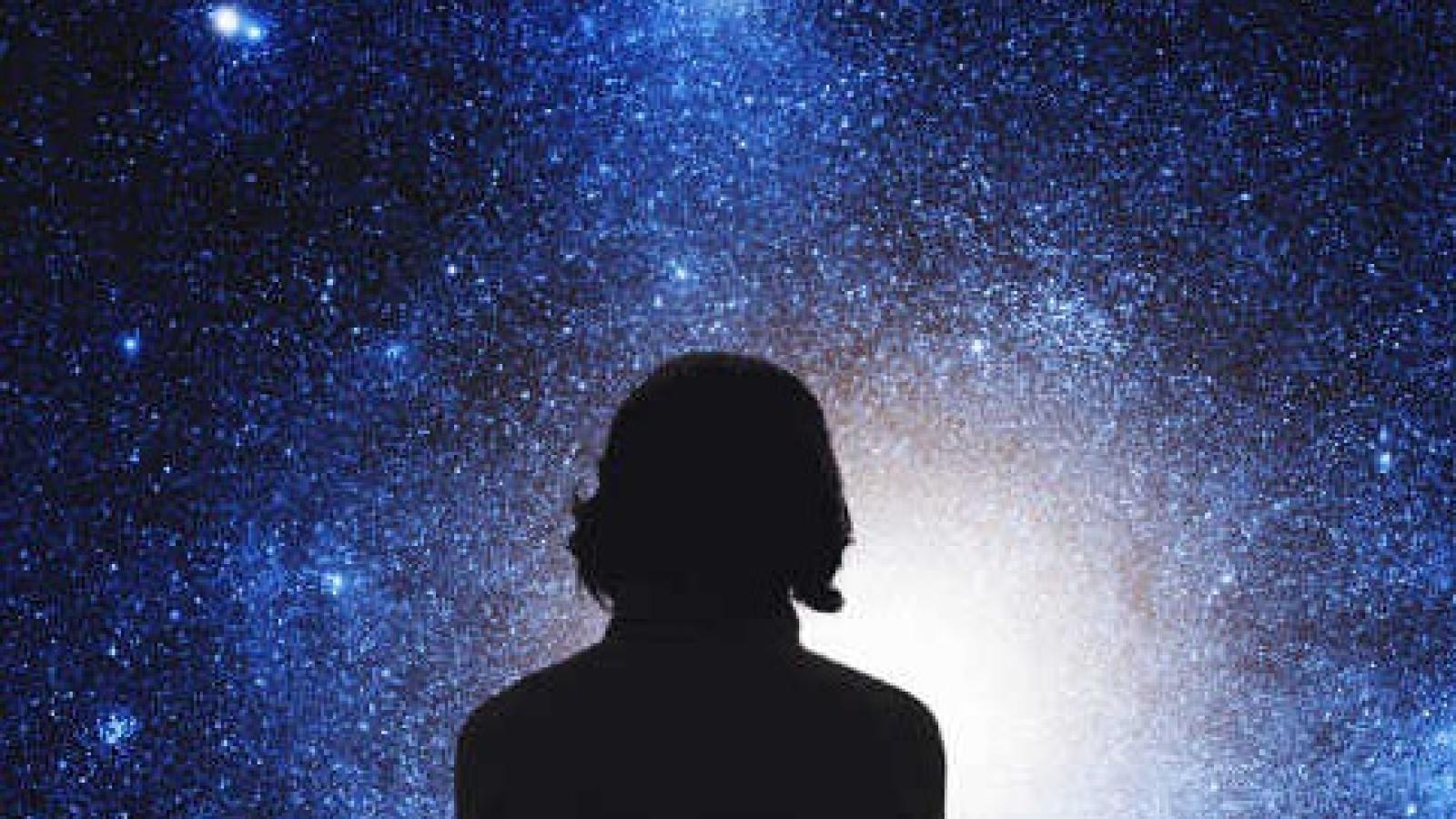 دانلود آهنگ نوش آفرین موندگار / اما در خاطر تو من موندگارم