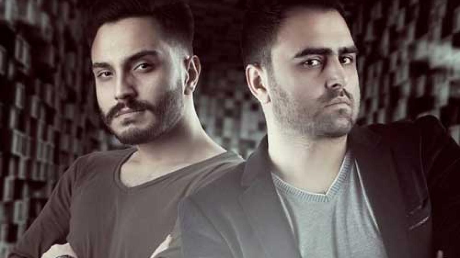 دانلود آهنگ پازل بند چشم چشم یه لبخند که قشنگه هر چند با من غریبس ولی قلبمو کند