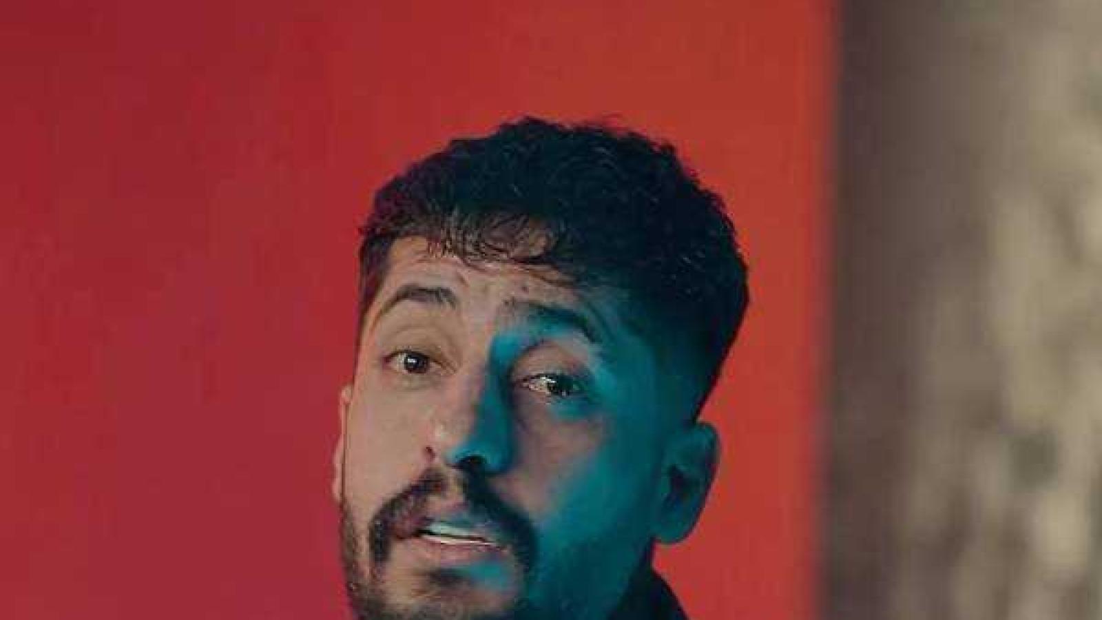 دانلود آهنگ ساواش تو شاهکار خدایی عزیز دلم ازم دور نشو که میدونی میگیره دلم