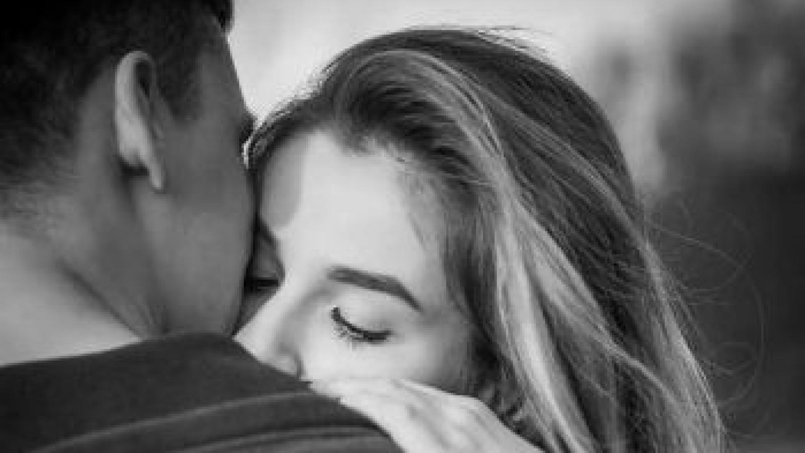 دانلود آهنگ شاید دل تو تنگ بود که خوابتو دیدم زود