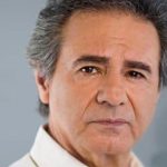 دانلود آهنگ عارف حالا خیلی دیره / بینه ما یه عالمه راه درازه دل من باید با این دوری بسازه