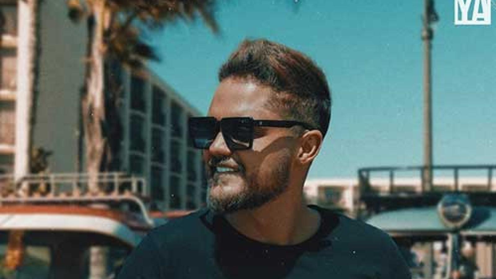 دانلود آهنگ علی خدابنده گوشی {بیا باز تموم بحثمون سر این باشه عزیزم کی بینمون عاشقتره عاشقتره}