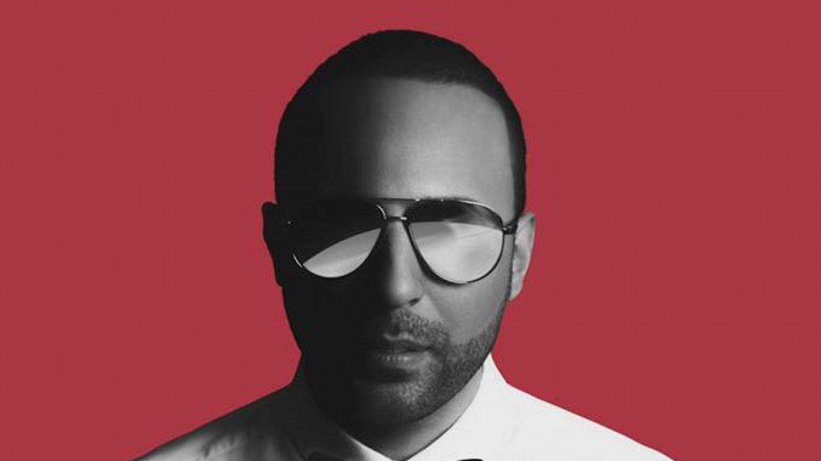 دانلود آهنگ آرش Chori Chori / بابا میخوام بگم عاشقتم روم نمیشه