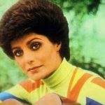 دانلود آهنگ رامش بی تو من کسی ندارم بیا دگر که بیقرارم دور از تو . امیدی ندارم