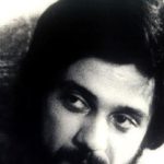 دانلود آهنگ داریوش همیشه غایب / ‎‎یک نفر میاد که من منتظر دیدنشم