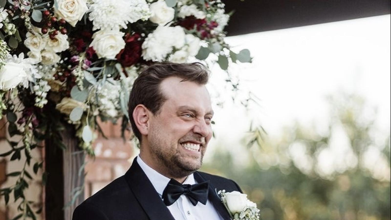 دانلود آهنگ هنگامه شاه دوماد / چه قشنگه چه خوش رنگه