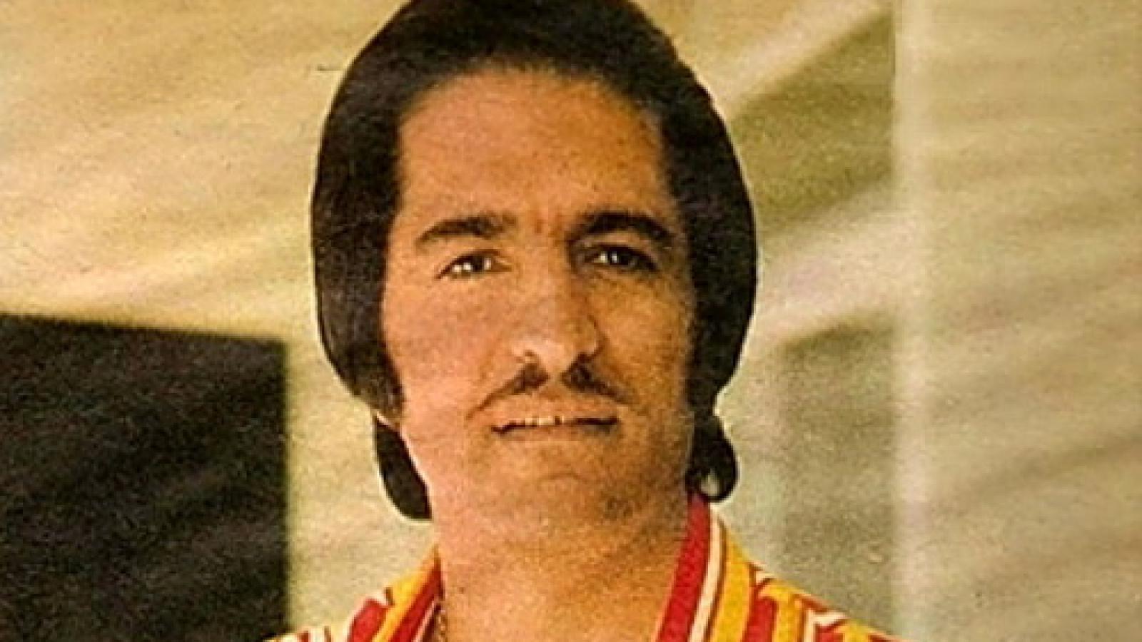 دانلود آهنگ کوروس سرهنگ زاده با تو دنیا قشنگه بی تو زشت زشته بمون با من که با تو دنیا چون بهشته