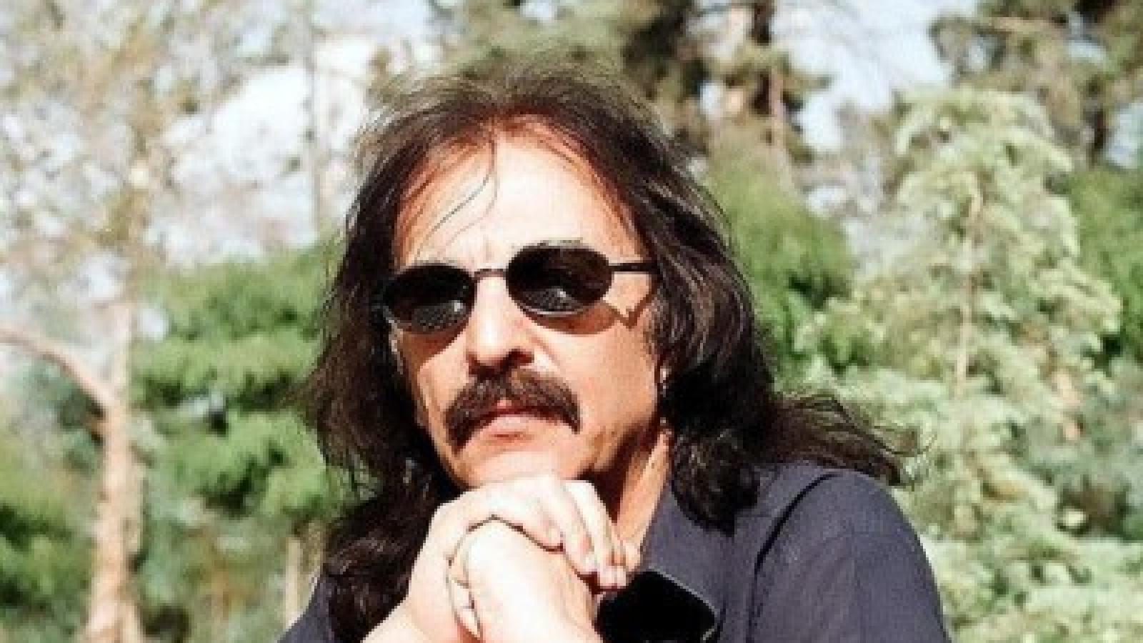 دانلود آهنگ کوروش یغمایی قهر / یادم میاد یه روزی گفتم بیا کنارم با من بمون همیشه که همصدا ندارم