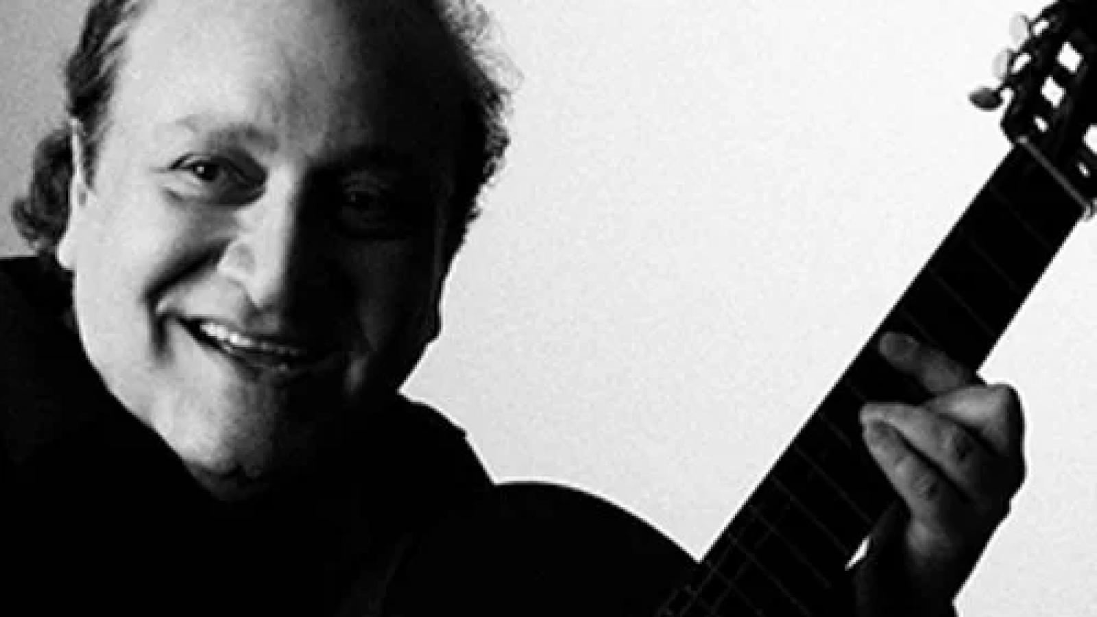 دانلود آهنگ مارتیک فایده نداره / فرار از تو نگاش از اون برق بلاش