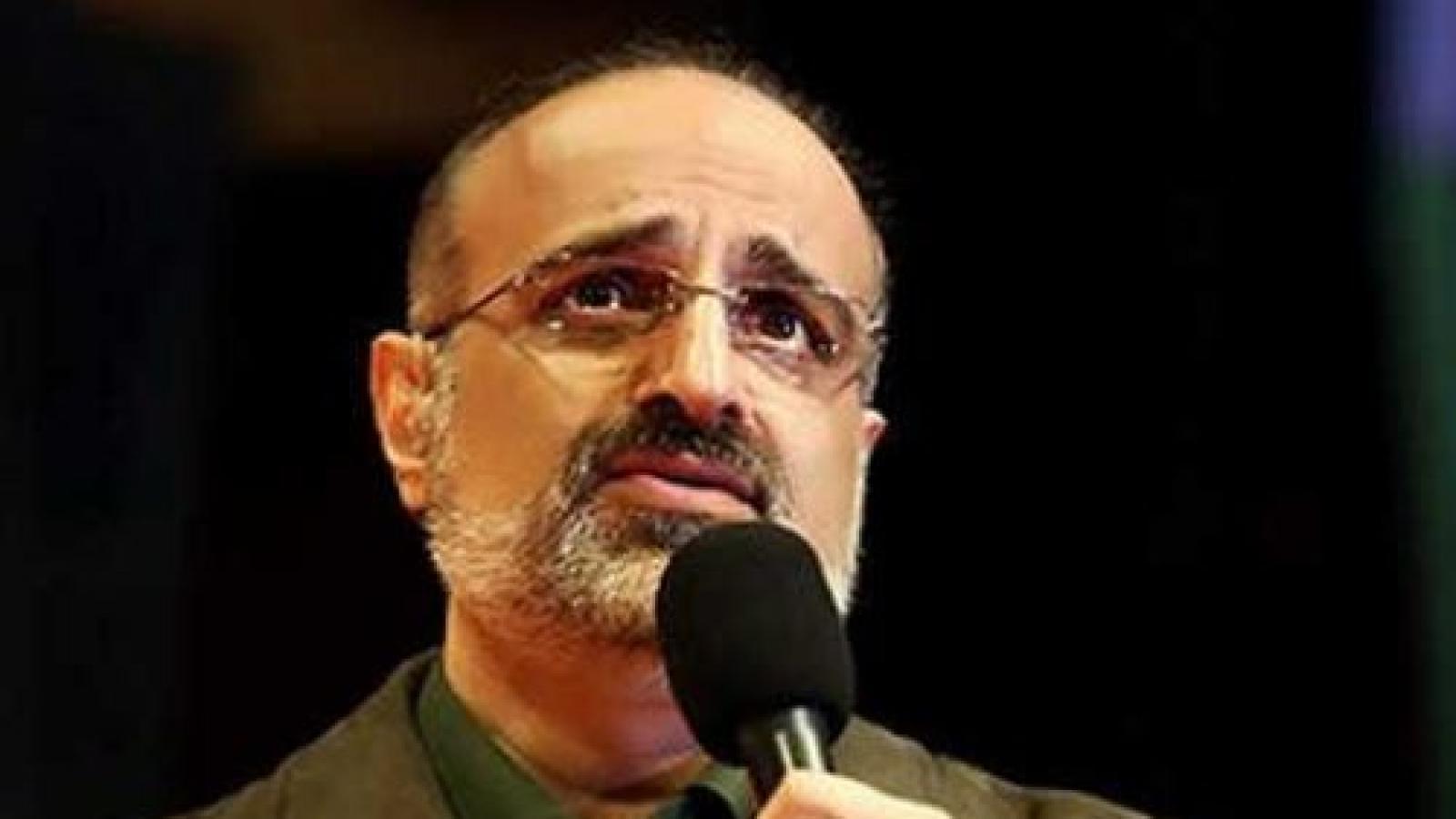 دانلود آهنگ محمد اصفهانی ابر / در این کبود غریبانه زیستم چون ابر