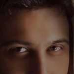 دانلود آهنگ محسن چاوشی خیانت / دلواپس و بی تابم باز امشبم بی خوابم