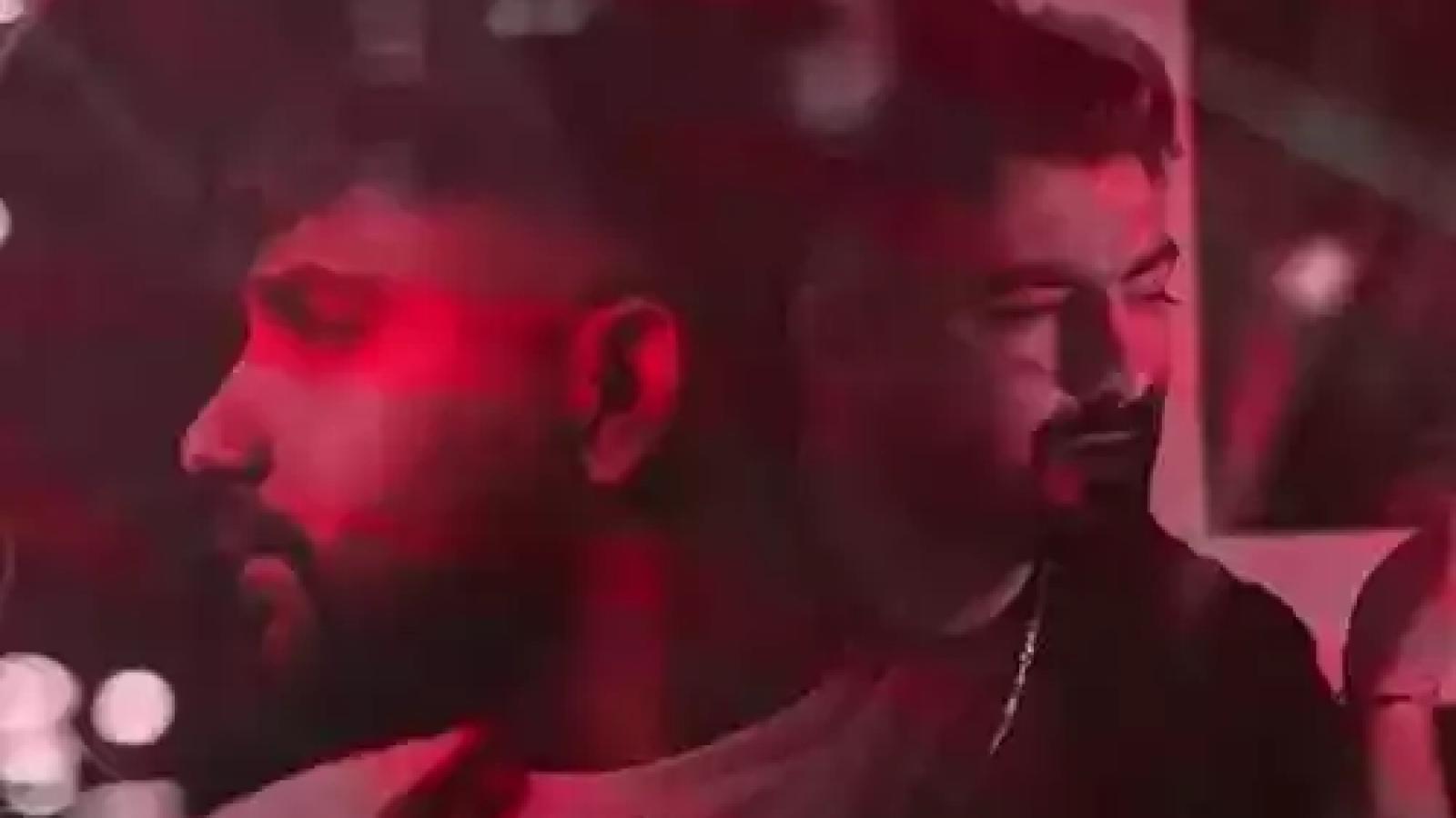 دانلود آهنگ من تو این دیوانه خانه از همه غریب ترم