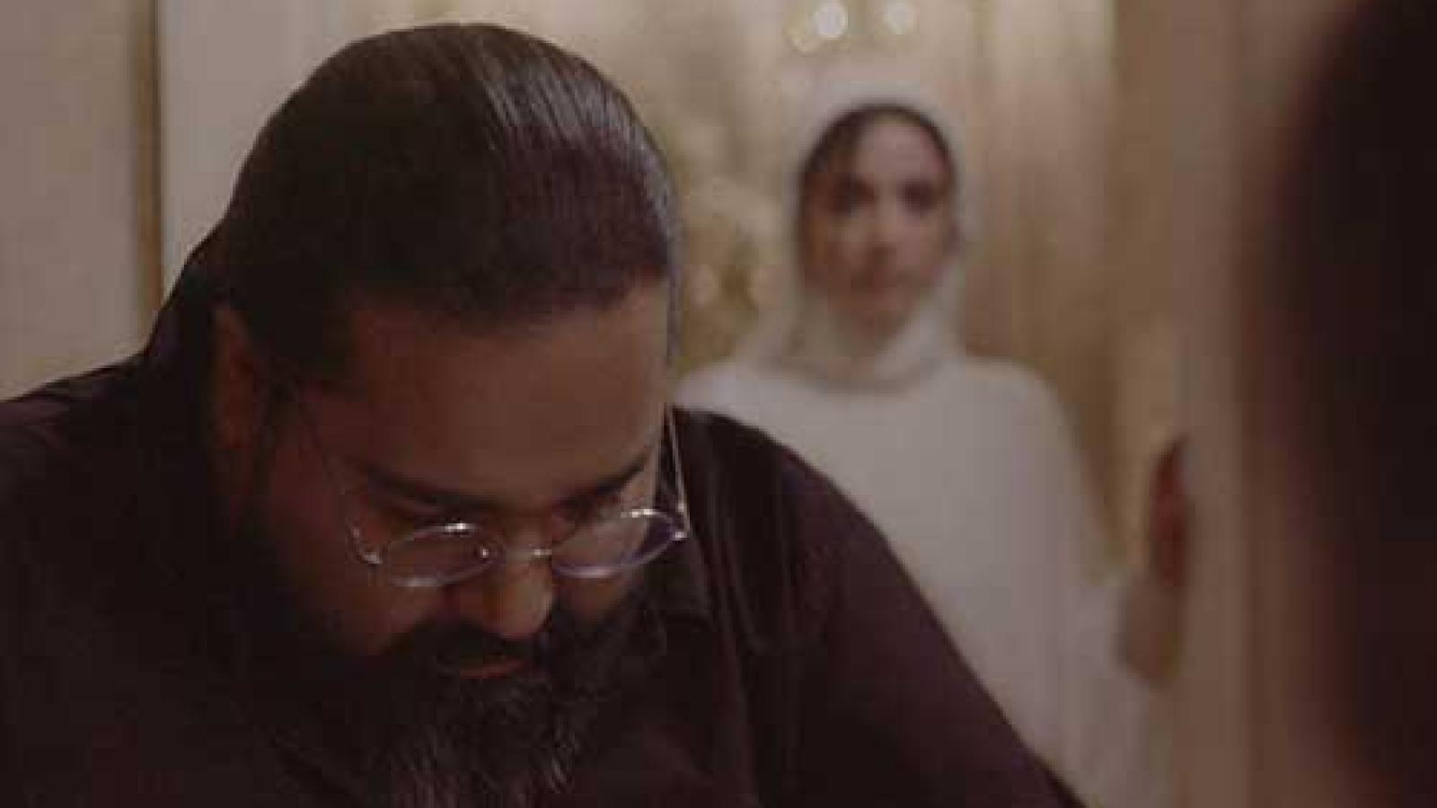 دانلود آهنگ رضا صادقی گمونم / گمونم یه روزی دلم پای عشقت بمیره ....