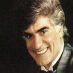 دانلود آهنگ ویگن شکوفه ها میرقصد از باد بهاری شده سر تا سر دشت سبز و گلناری