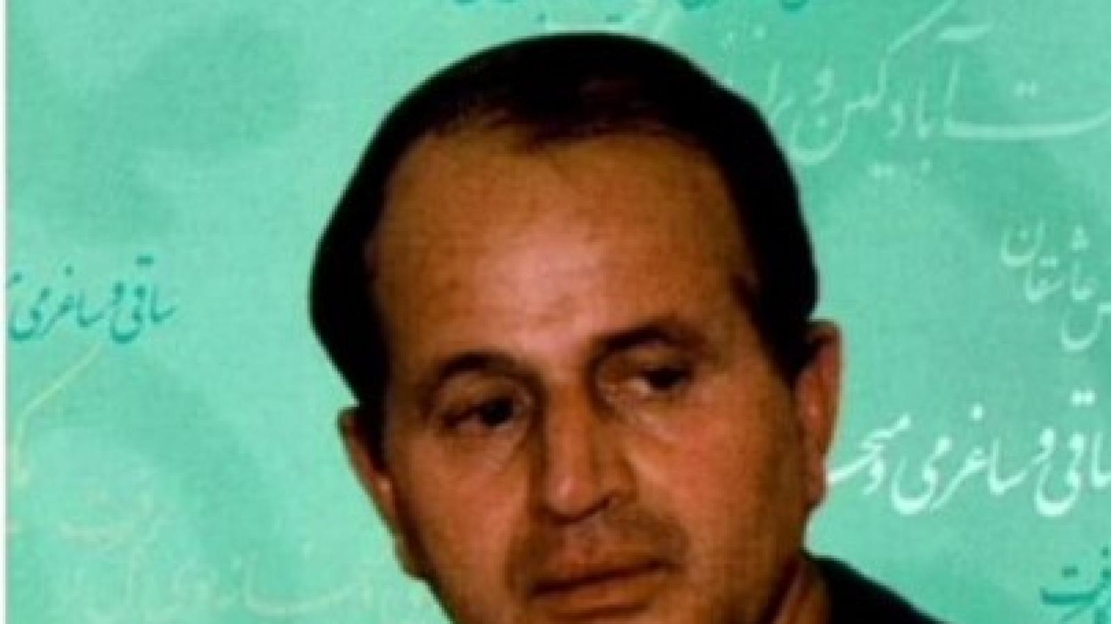 دانلود آهنگ ایرج بسطامی ای مجلسیان {دردا که بپختیم در این سوز نهانی وان را خبر از آتش ما نیست که خامست}