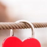دانلود آهنگ عهدیه سلطان قلبها / یه دلم میگه برم برم یه دلم میگه نرم نرم