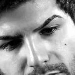 دانلود آهنگ مجید خراطها بچگی / منم اون همبازی بچگیات که با هم بازی میکردیم شب و روز