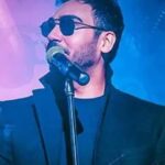 دانلود آهنگ سینا درخشنده تو تکی (ورژن اجرای زنده) / سر کوچه میشنم تا که از خونه بیایی ….